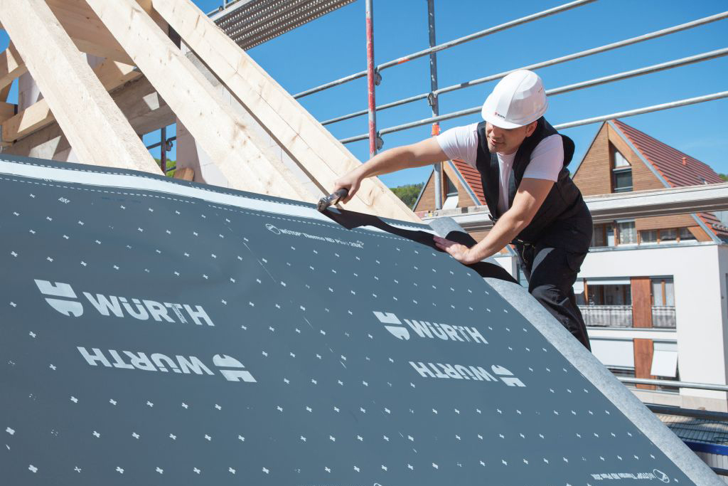 Construire de manière étanche à l'air et au vent avec Würth – Le meilleur pour la toiture
