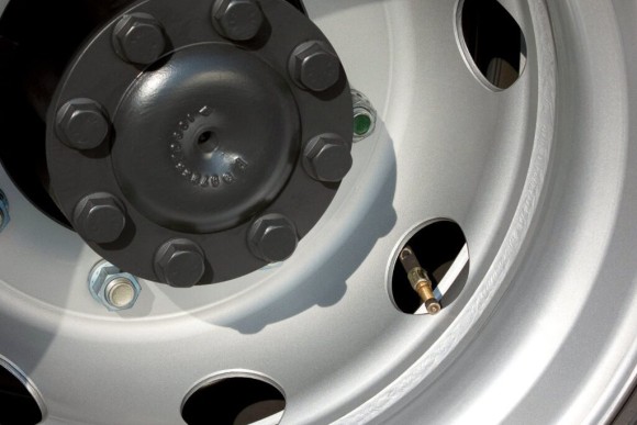 Magazin Teaser Les valves de pneus – petites, mais si importantes!